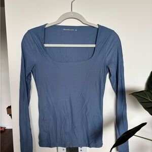 Abercrombie & Fitch double lined matte blue long sleeve